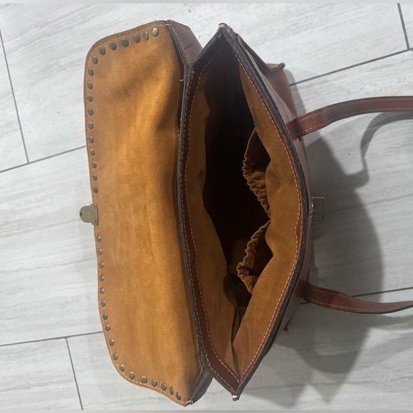 NWOT Patricia Nash Verbania Satchel Purse Brown Leather Studded in Tan - Picture 4 of 10